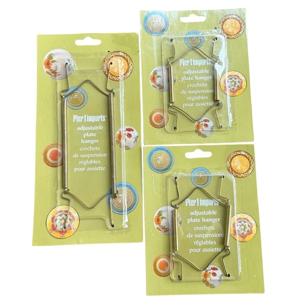 Pier 1 adjustable plate hanger NWT wall hanging LOT 3 7-10” + 4-7”